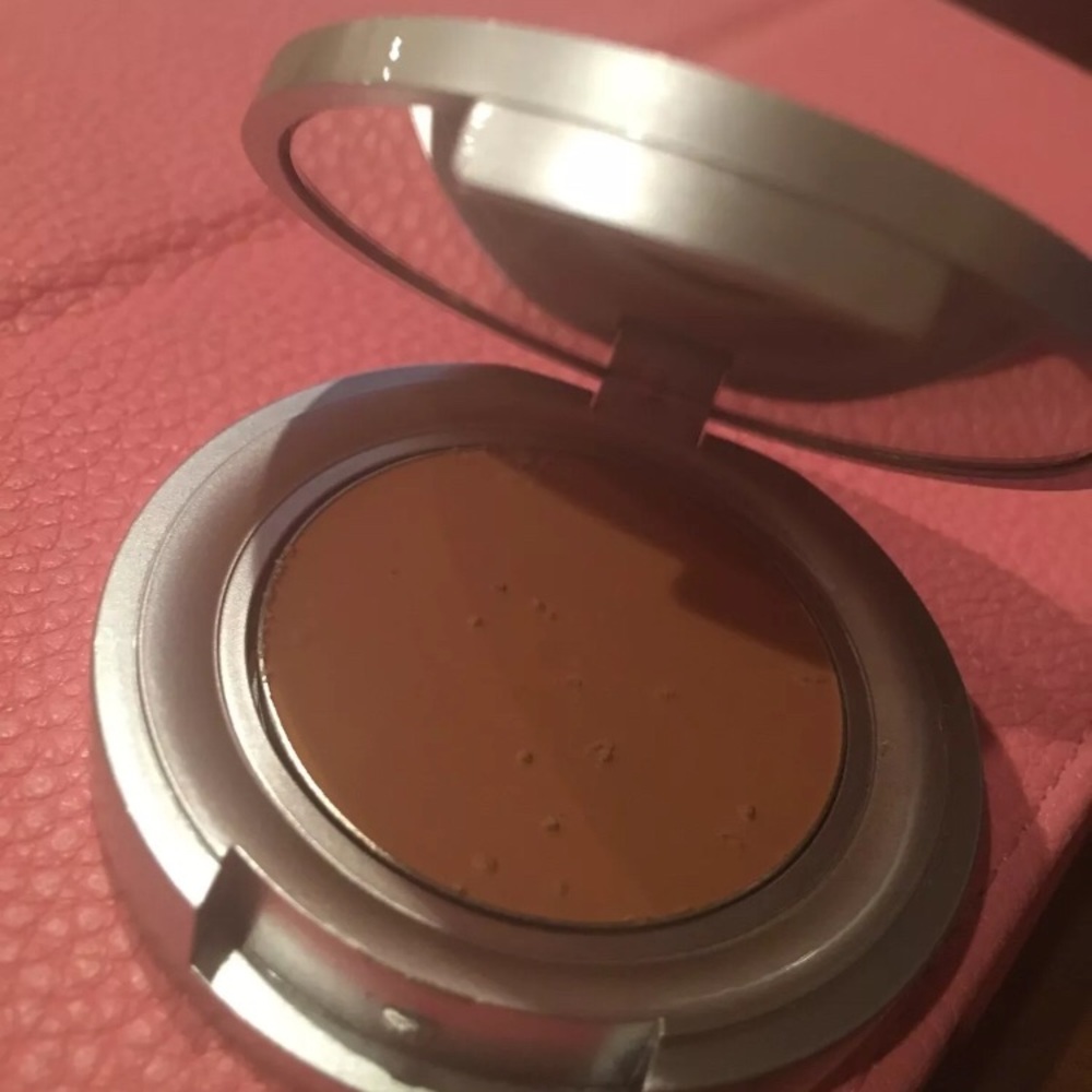 Makeup Eye Primer